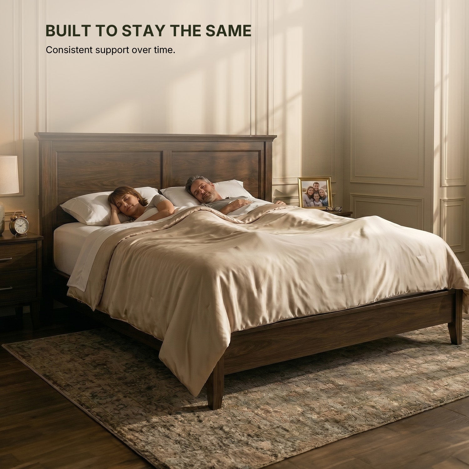 couple sleeping comfortably on manchot hybrid mattress designed to maintain consistent support and performance over time